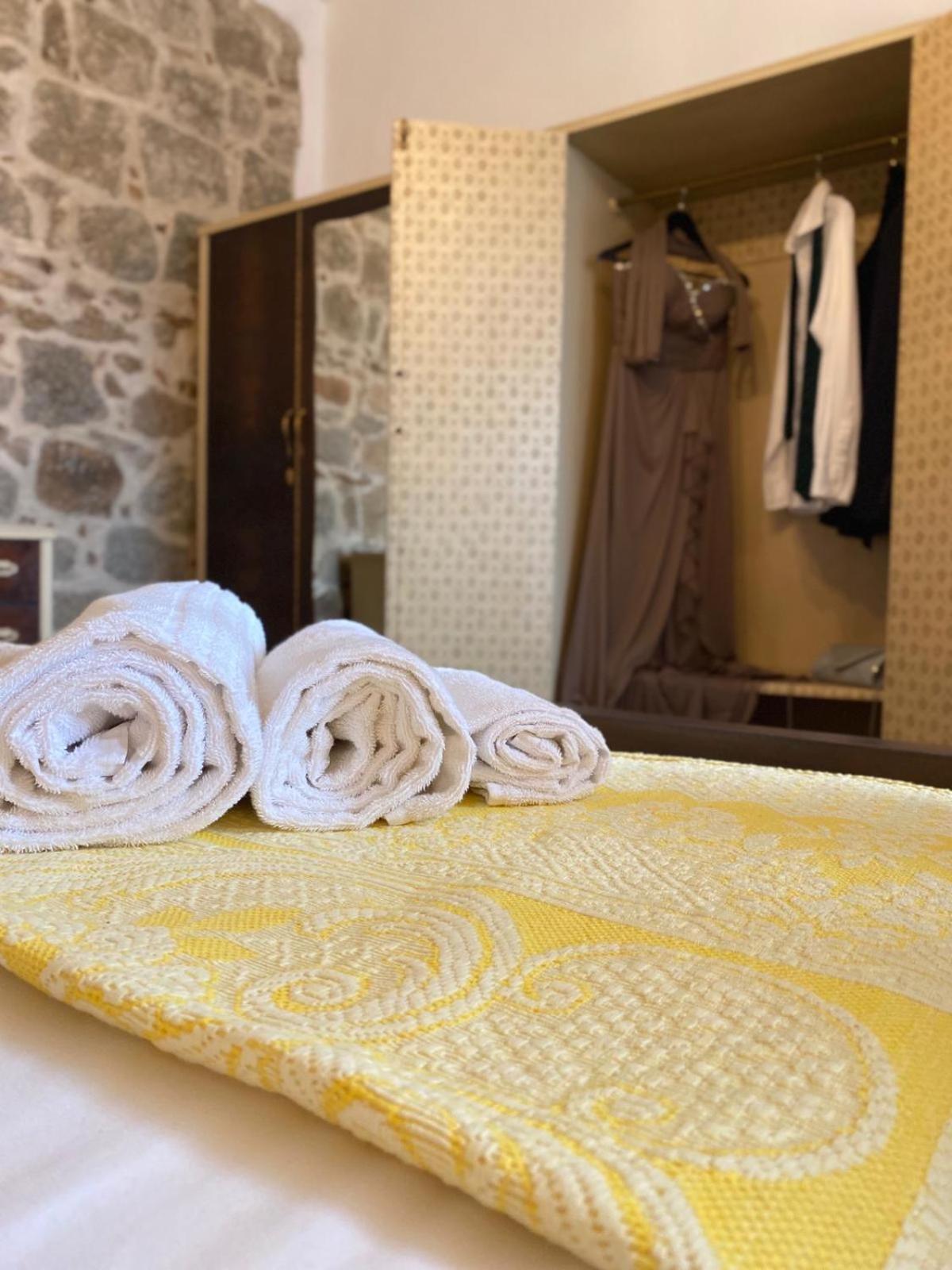 Canduleri Orgosolo Chambre photo